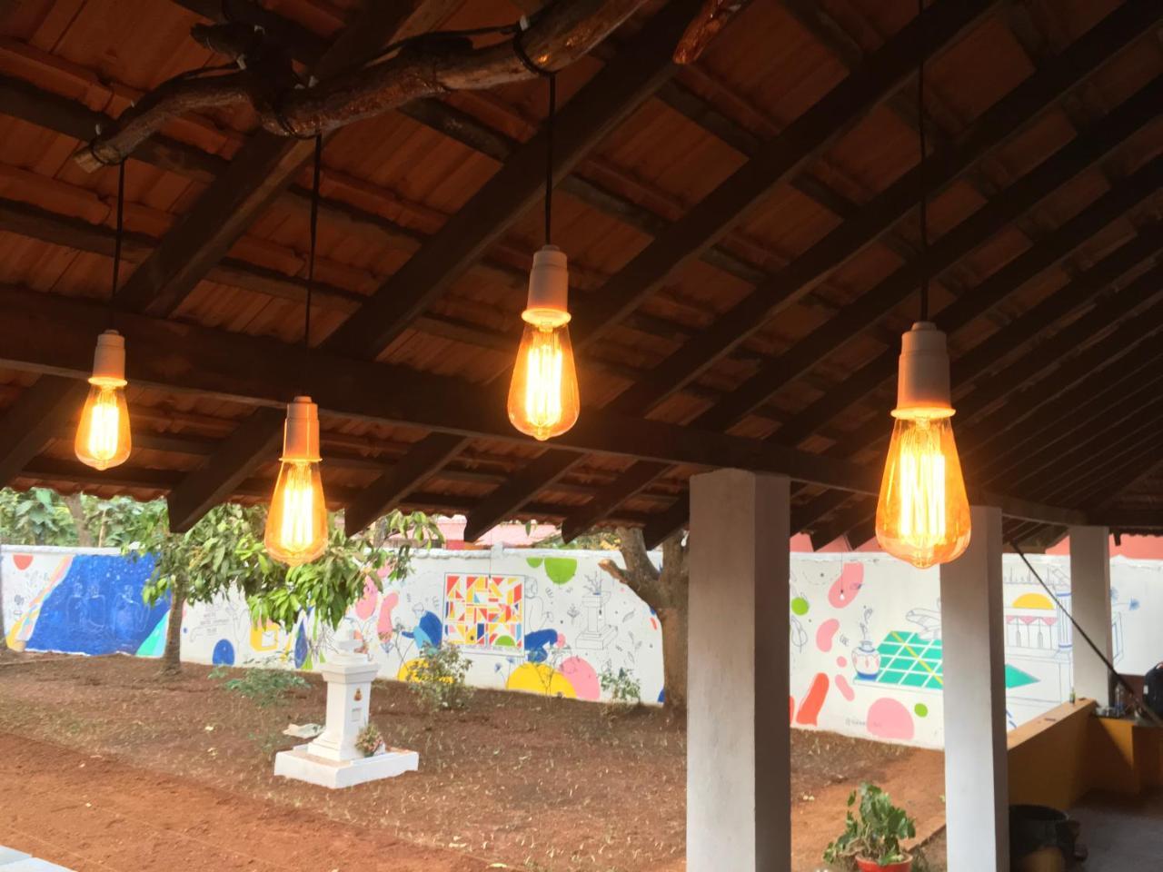 Anjuna By Roadhouse Hostels Goa Екстер'єр фото