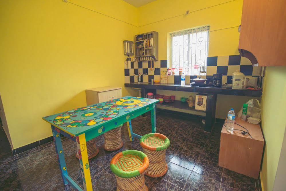 Anjuna By Roadhouse Hostels Goa Екстер'єр фото